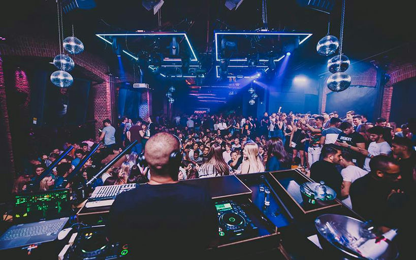 Cargo Club
