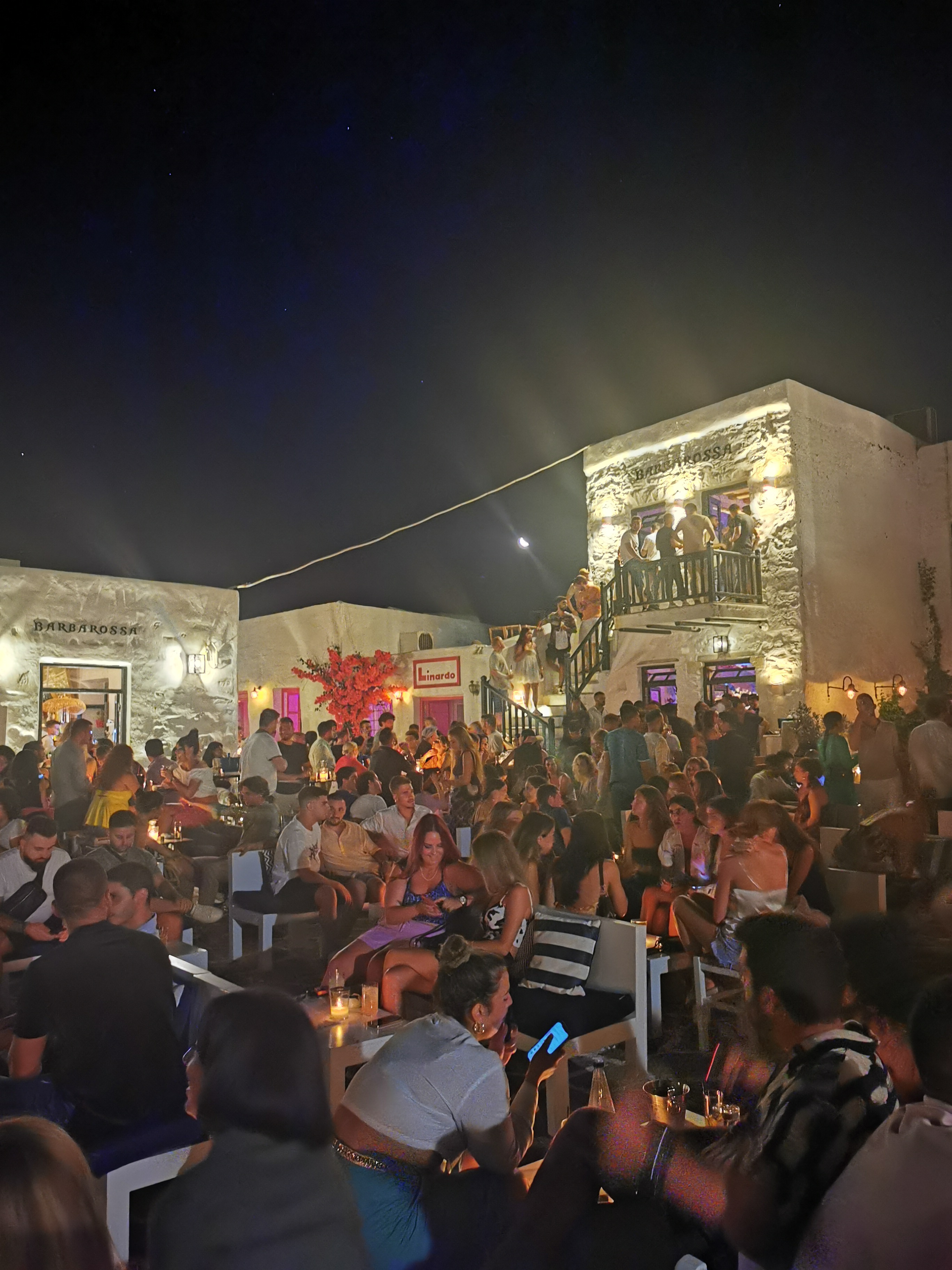 Crios Paros