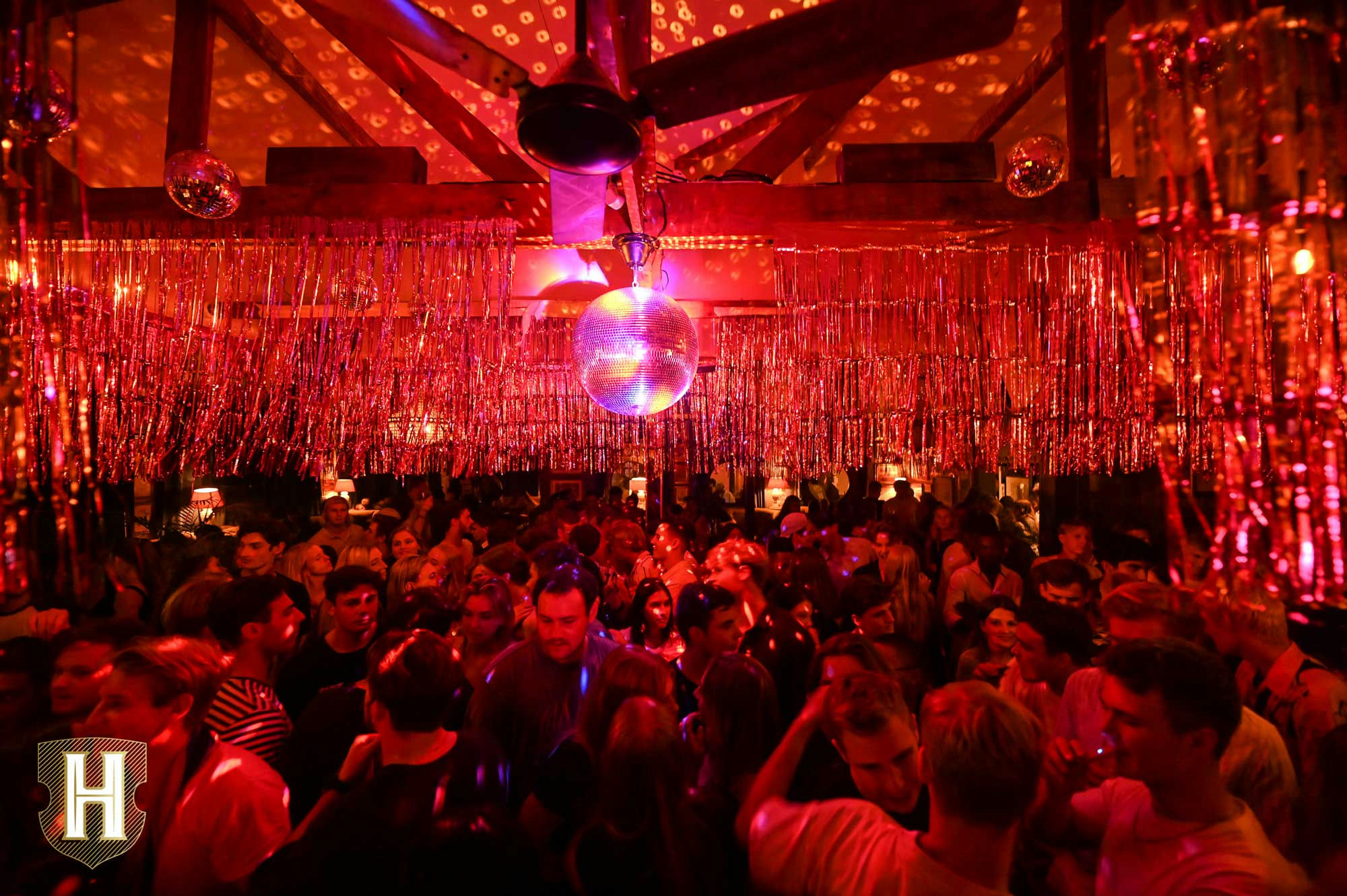 Harringtons Cocktail Lounge