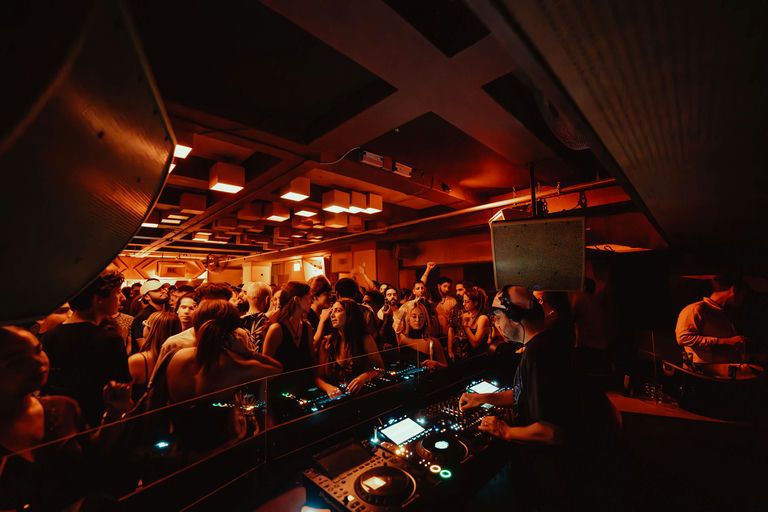 Jolene Sound Room