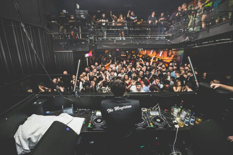 Opium Live