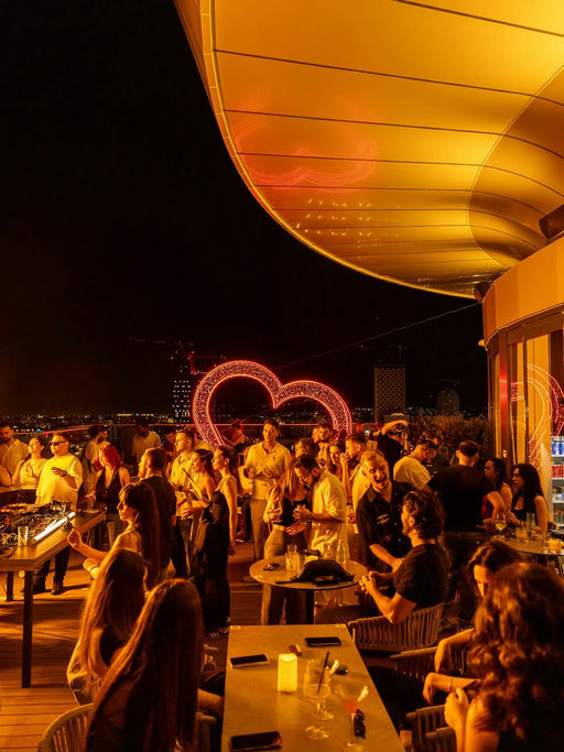 Rooftop 18 at Sky Tower