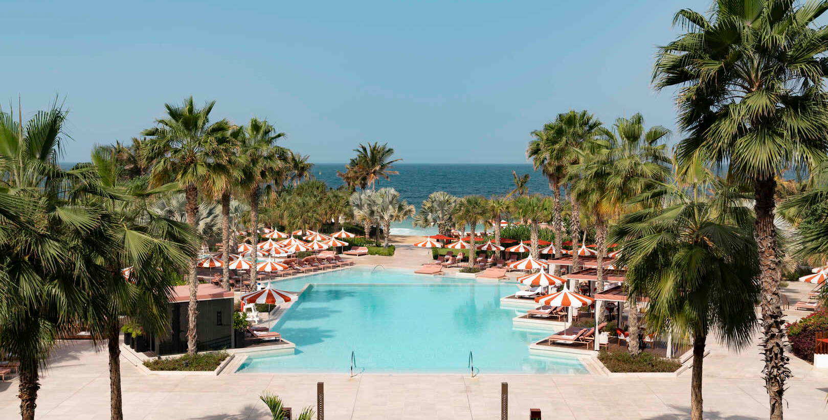 Alizeé , a pool club in Dubai, UAE — photo 6
