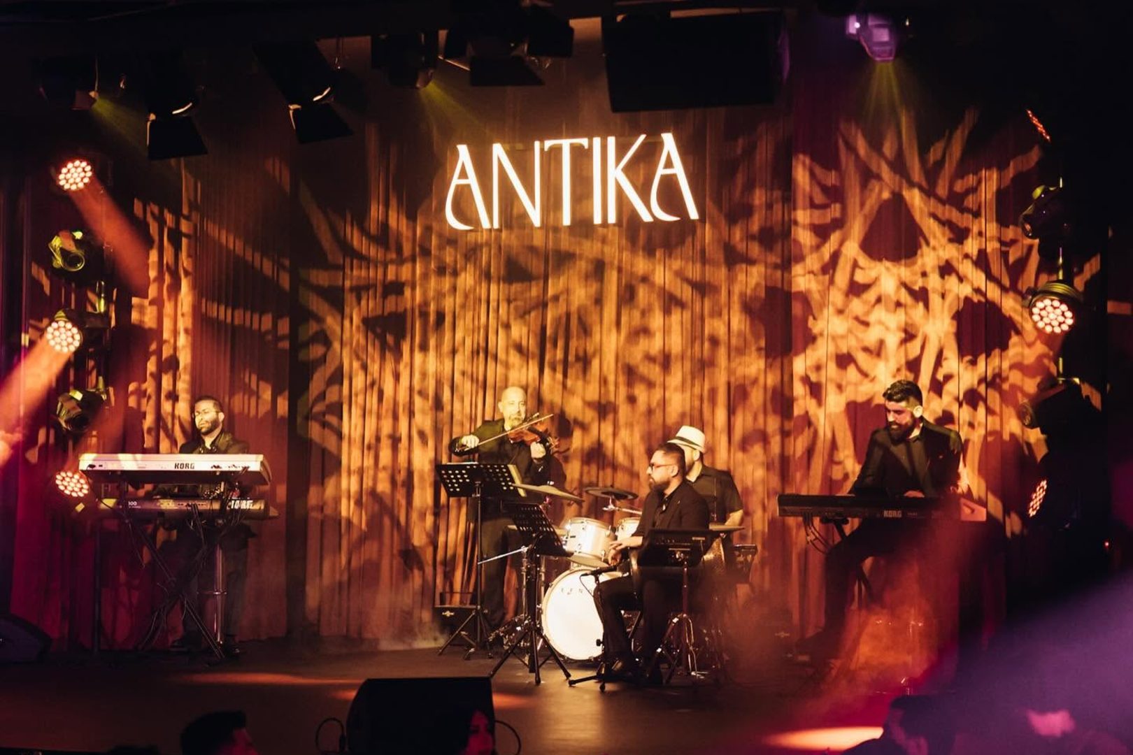 Antika, a lounge in Dubai, UAE — photo 3