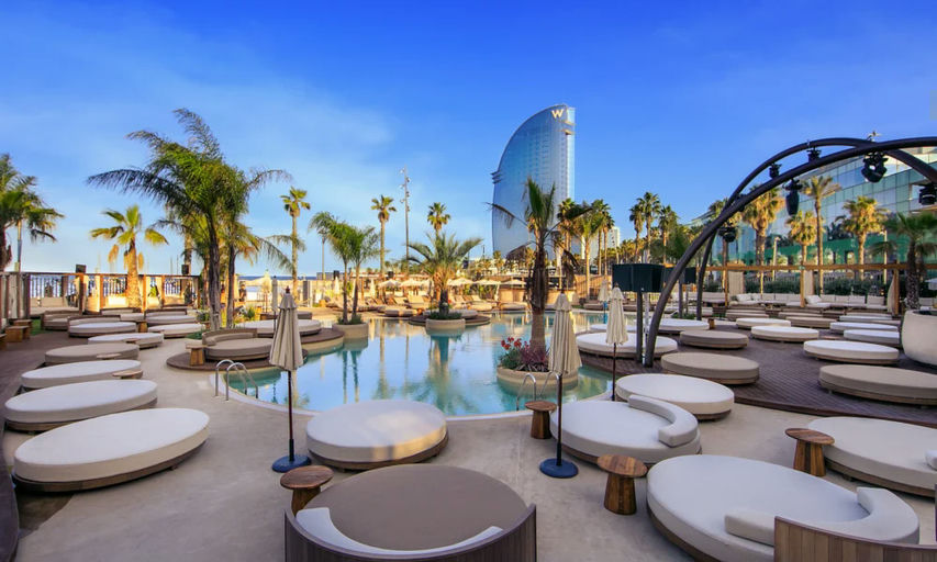 Bastian Beach Club