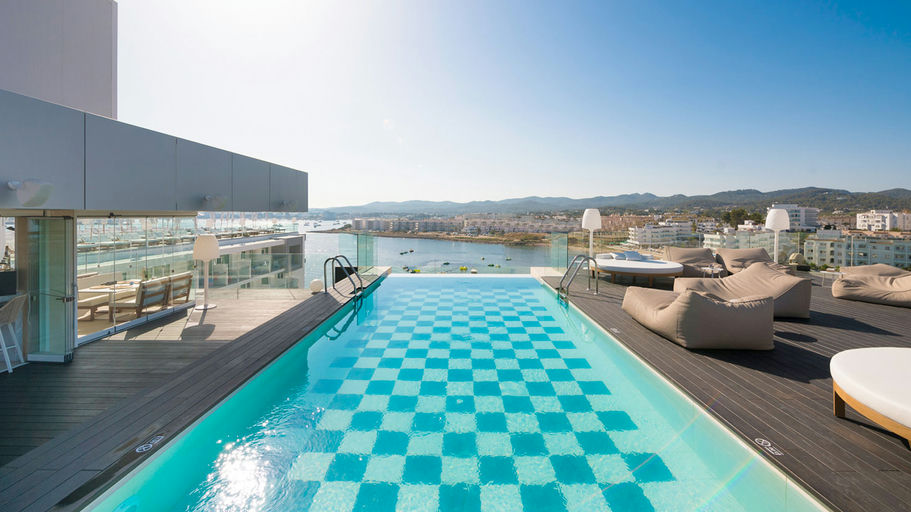 Belvue Rooftop Bar