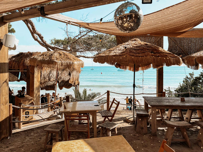 Beso Beach