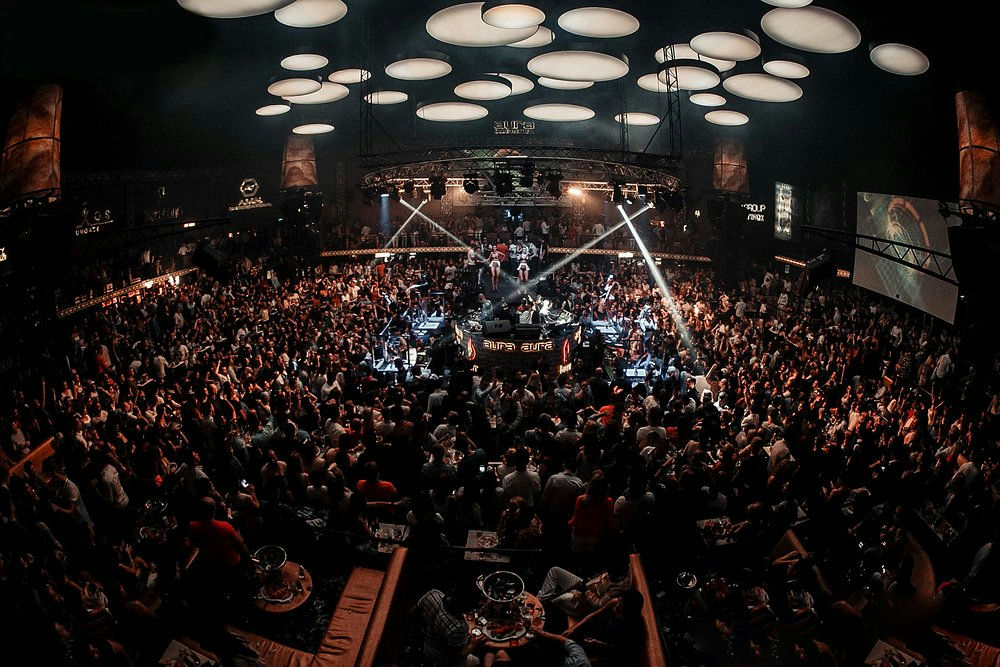 Aura Club