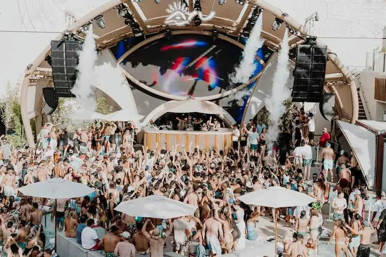 AYU Dayclub