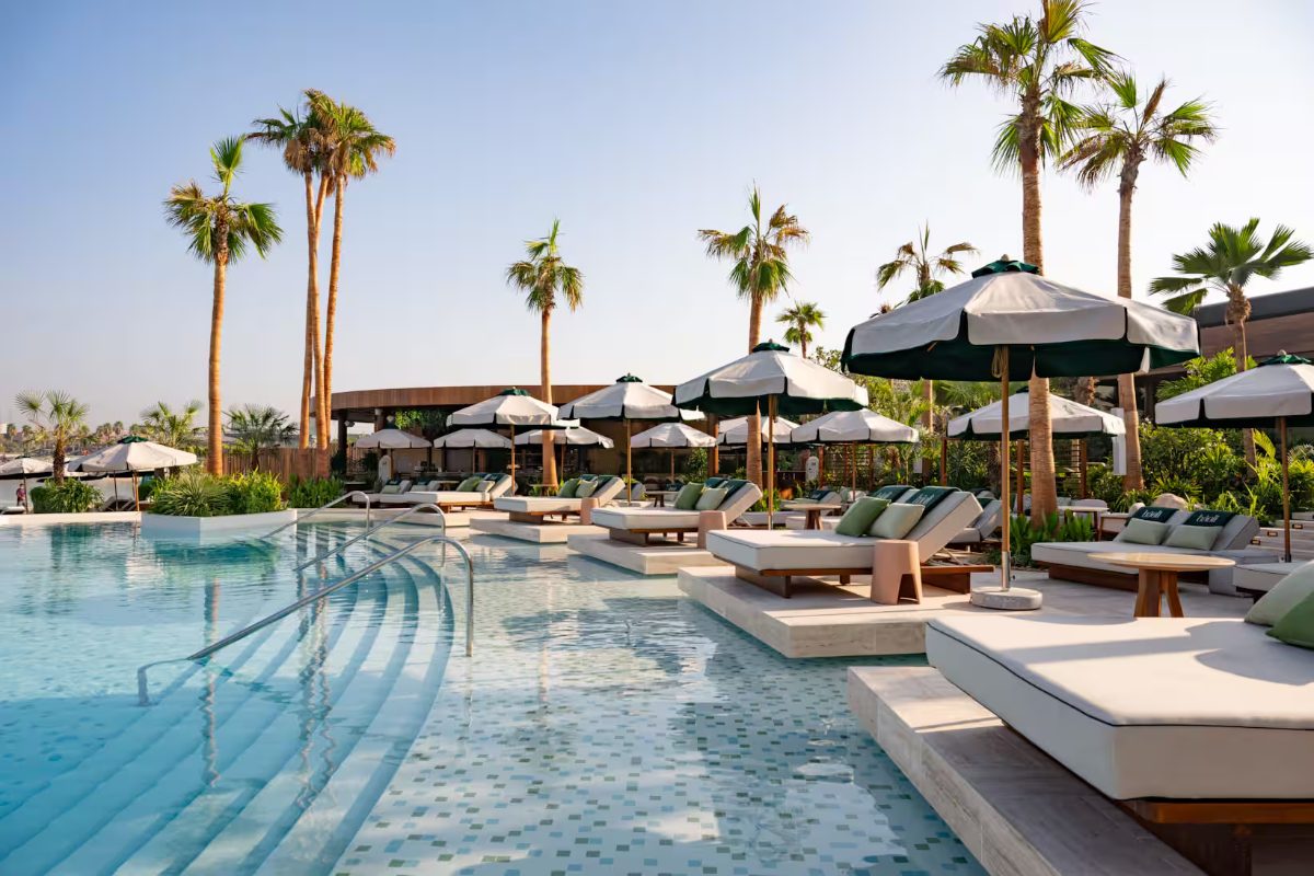 Bâoli, a beach club in Dubai, UAE — photo 1