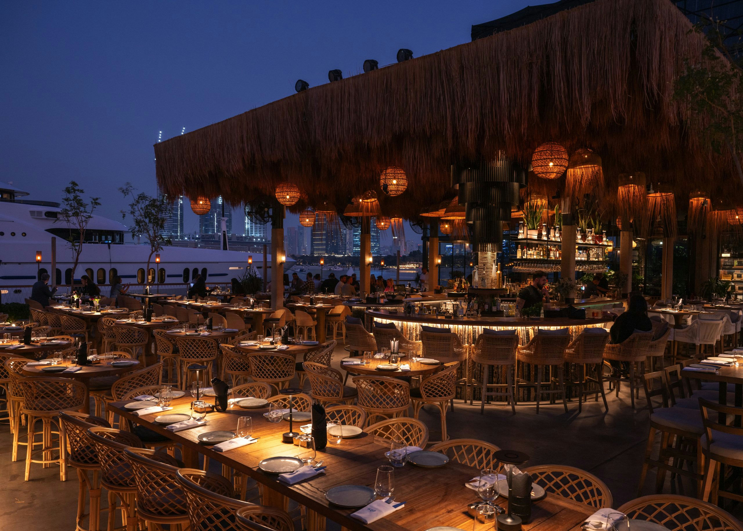Bar Du Port, a restaurant in Dubai, UAE — photo 3