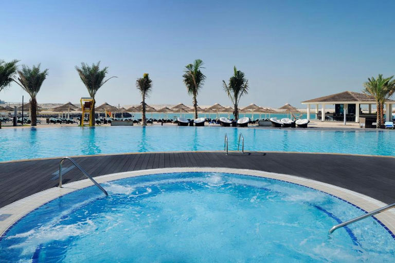 Bayshore Beach Club