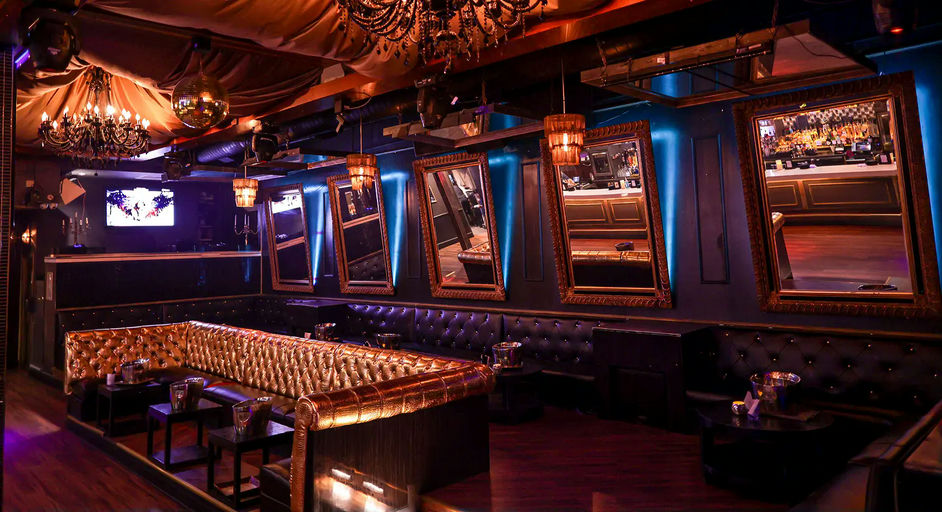 Candleroom