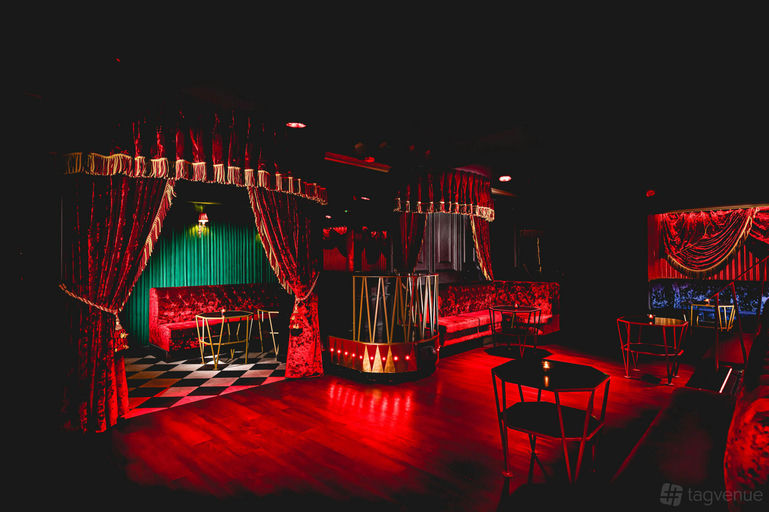 Cirque Le Soir