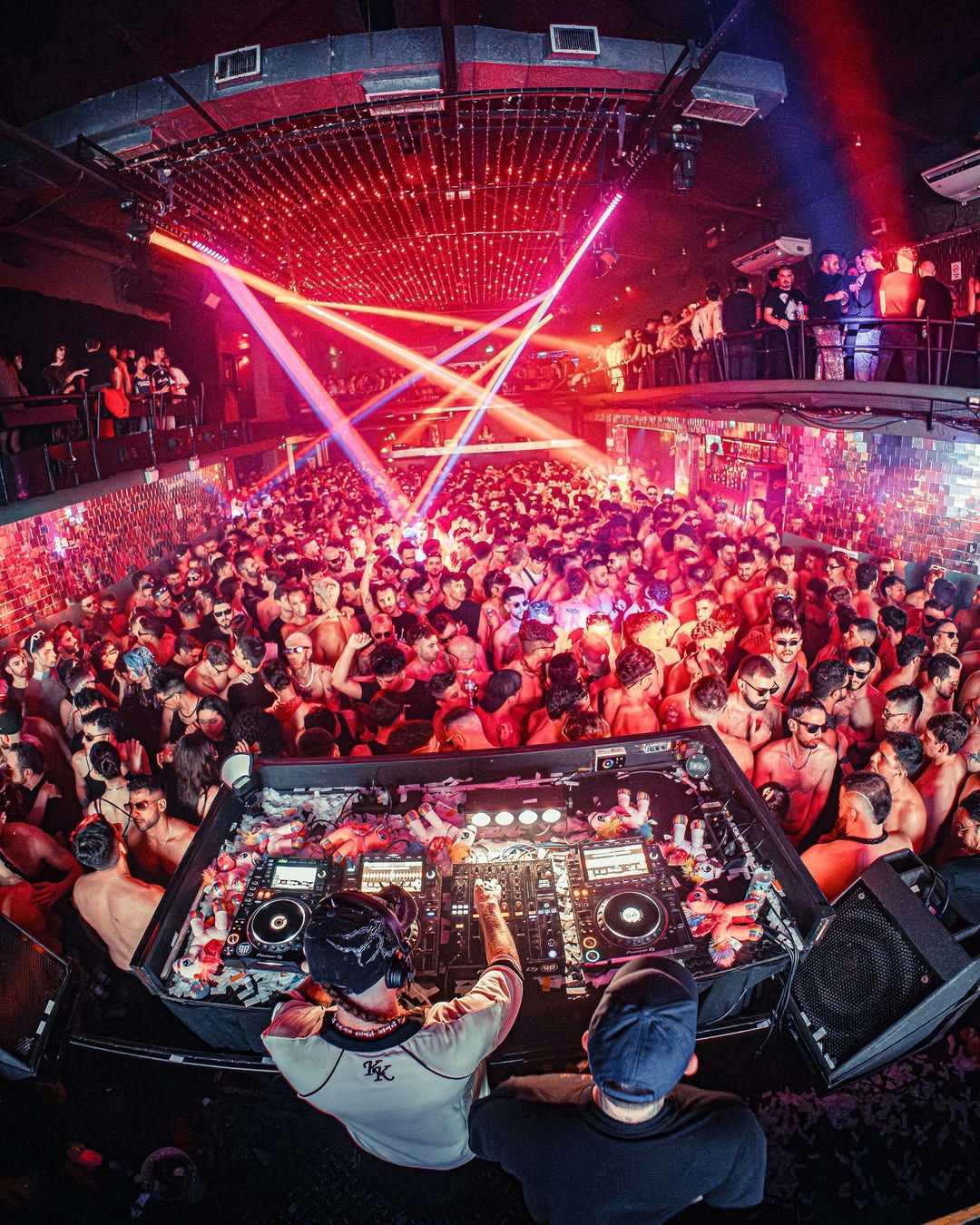 Club 69
