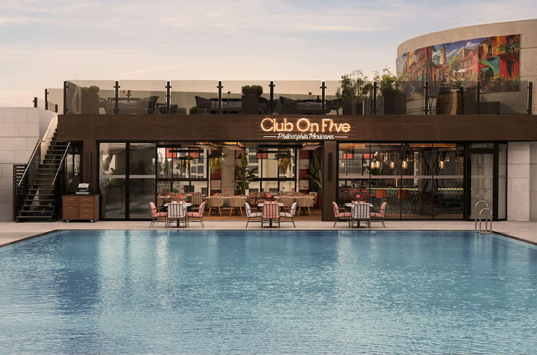 Club On Five