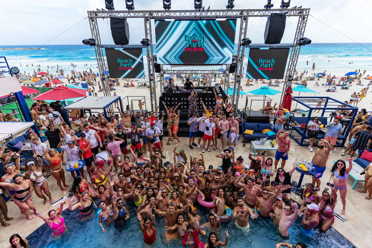 Coco’s Beach Club
