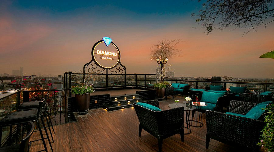 Diamond Sky Bar