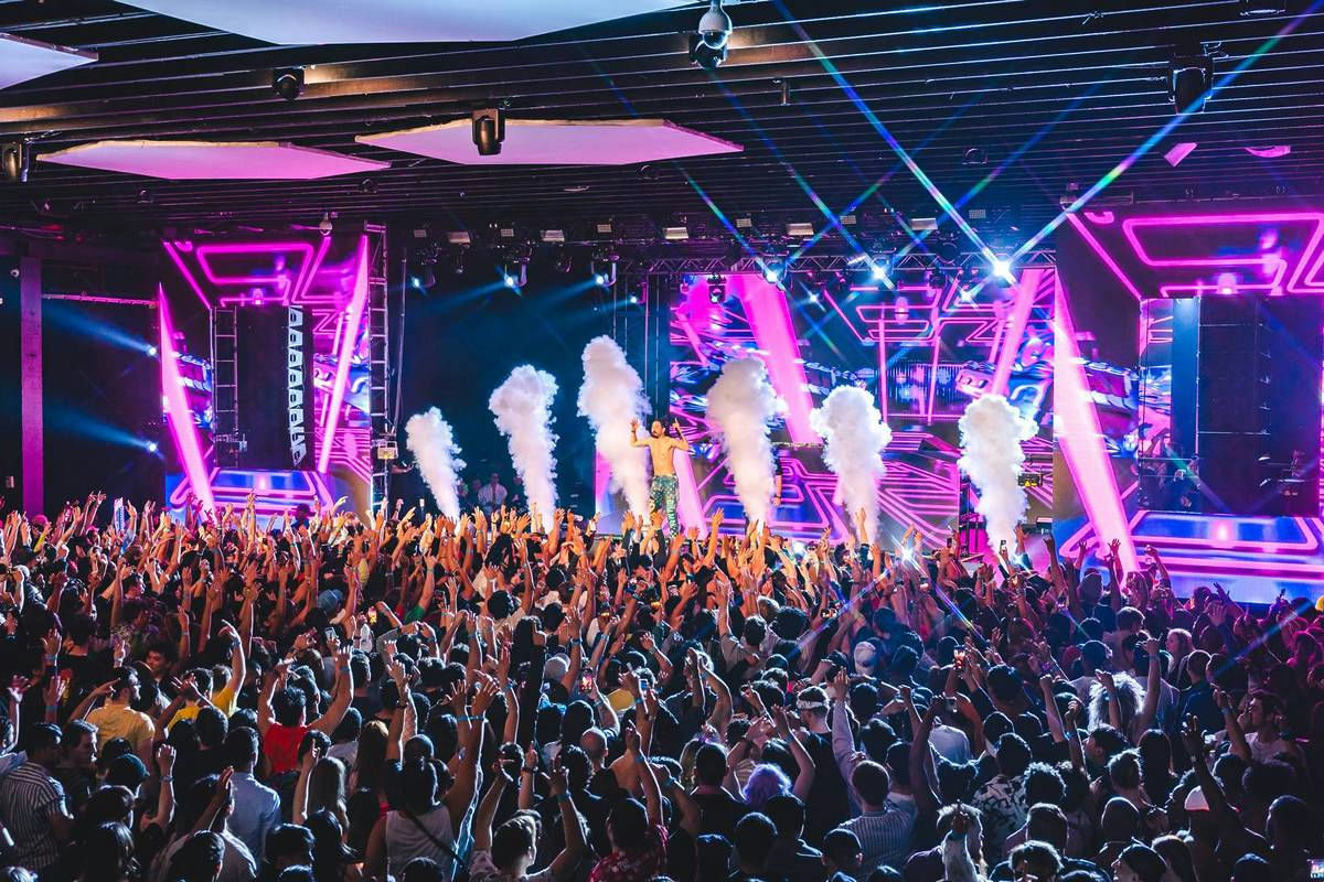Echostage