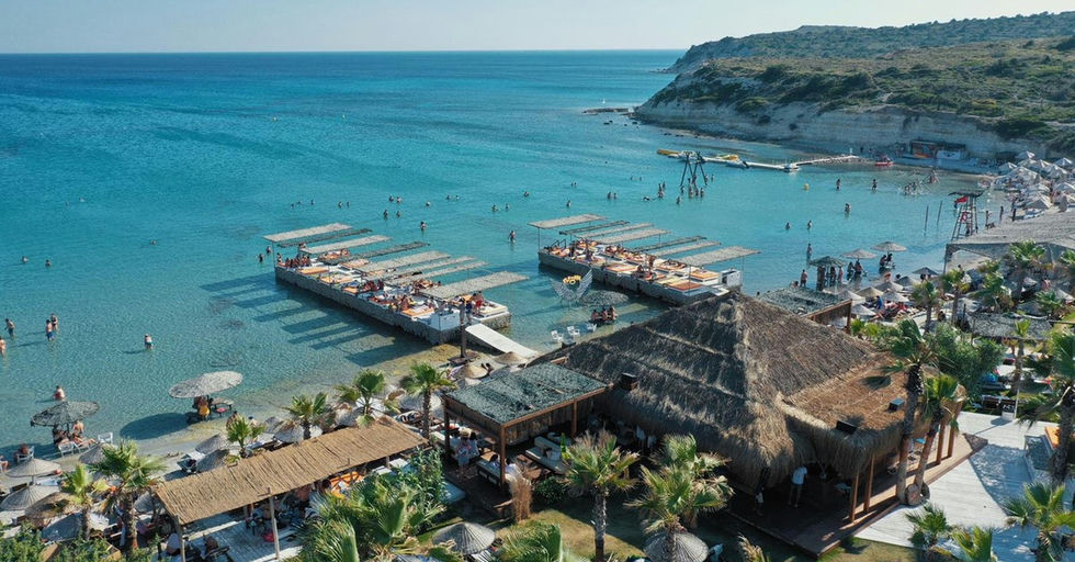 Fly-Inn Beach Club