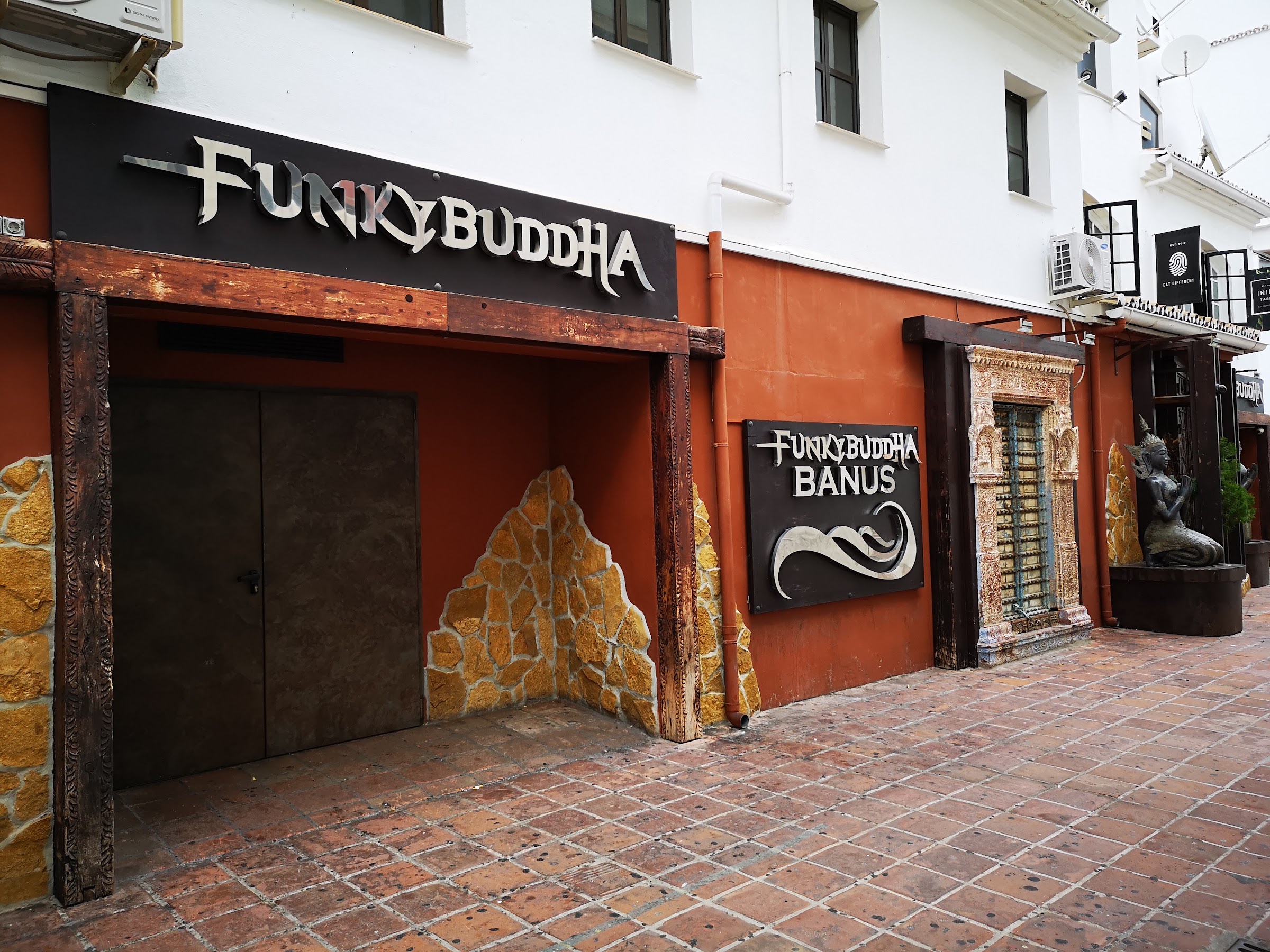 Funky Buddha, a night club in Marbella, Spain — photo 2