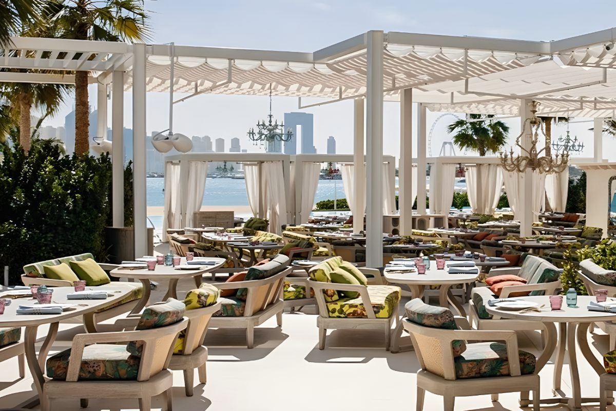 Gallery 7/40, a beach club in Dubai, UAE — photo 1