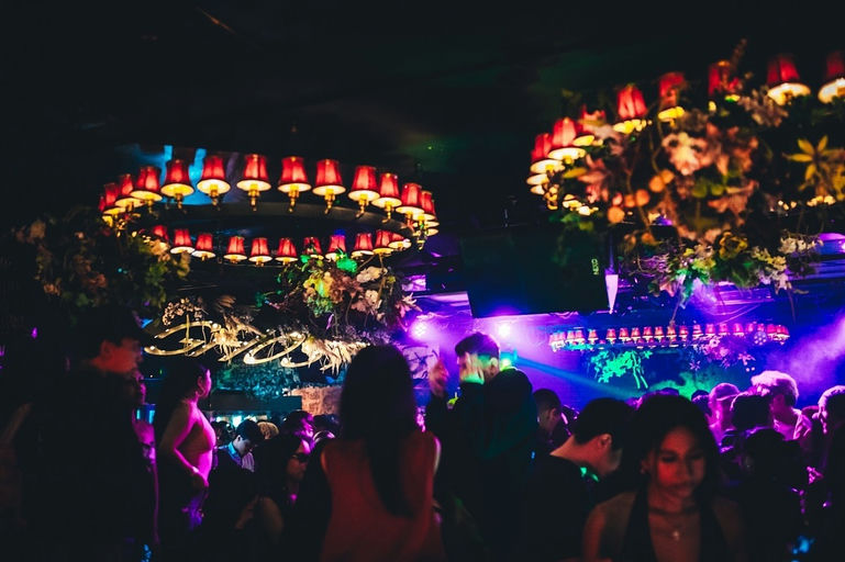GHOST Ultra Lounge