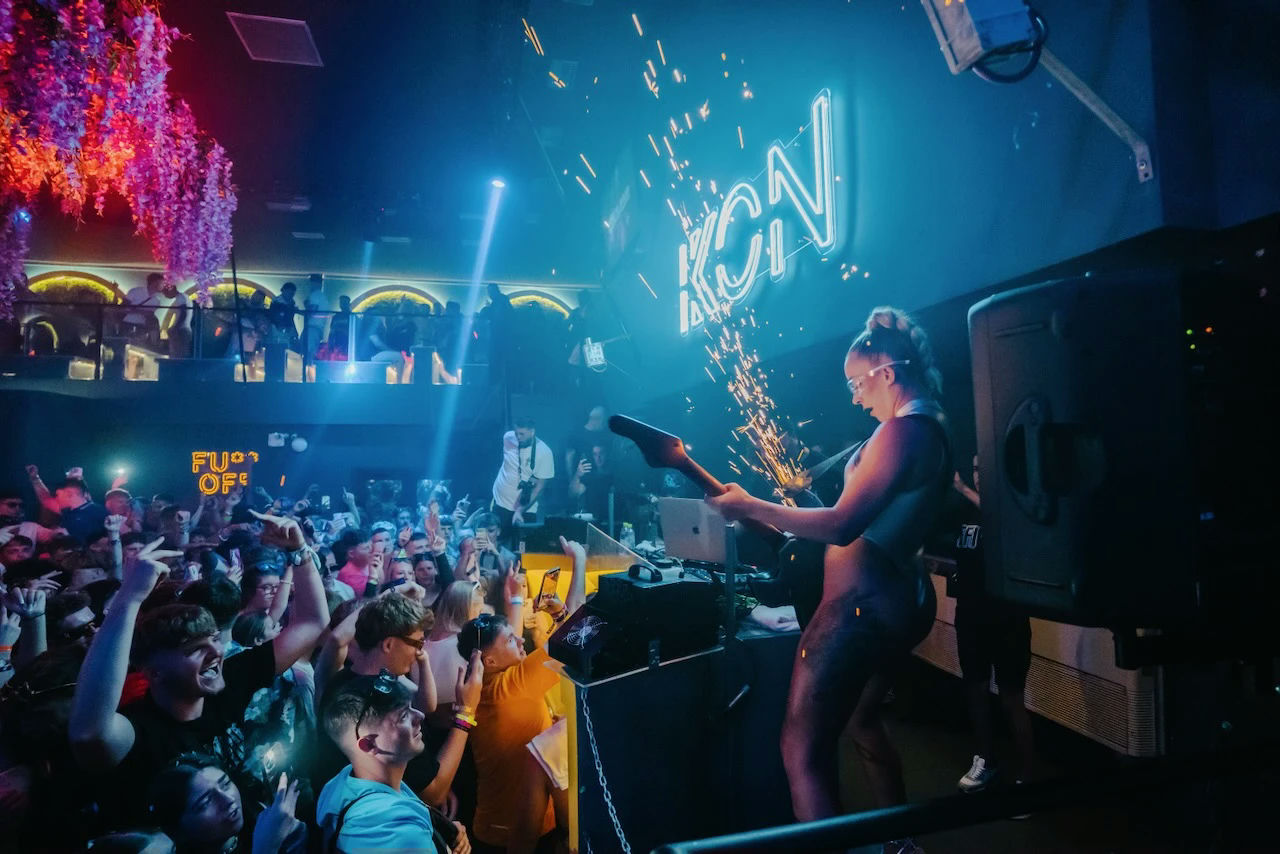 Ikon Club