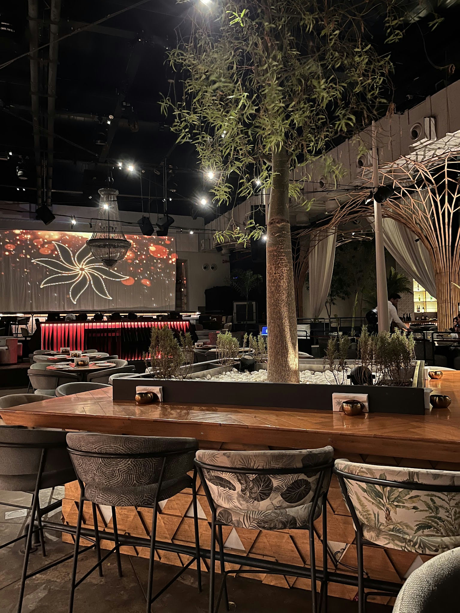 Iris, a night club in Dubai, UAE — photo 2