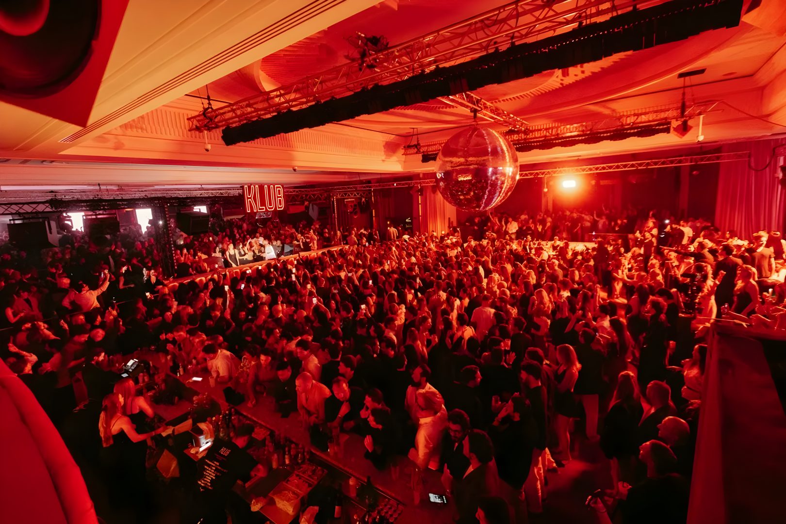 Klub, a night club in Cannes, France — photo 2