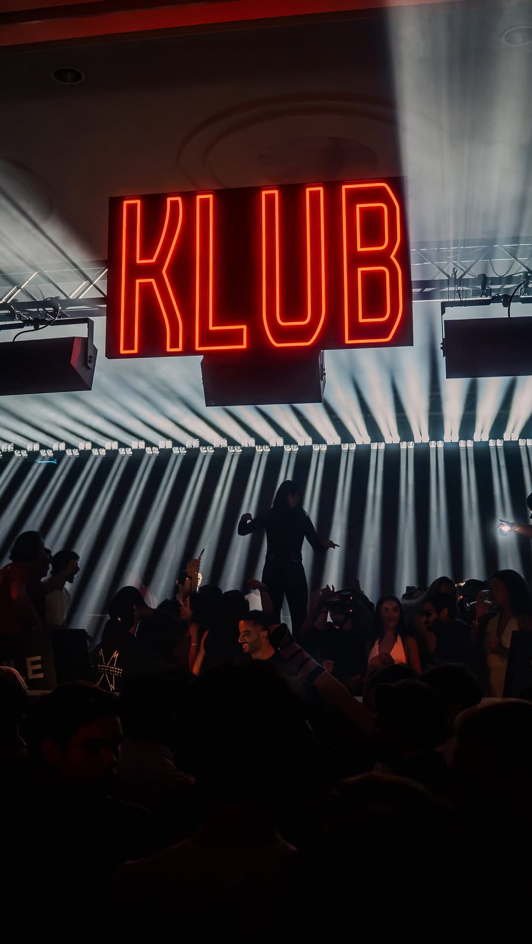 Video 4 from Klub