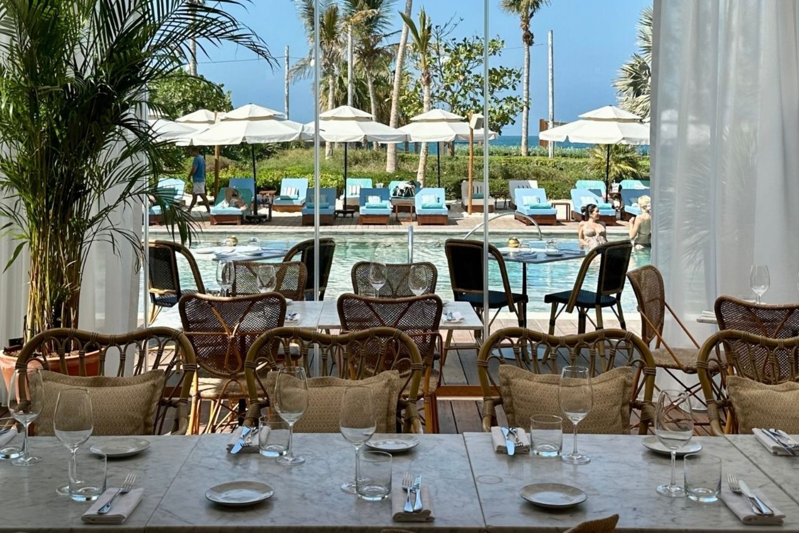 La Cantine Beach at Delano, a beach club in Dubai, UAE — photo 3