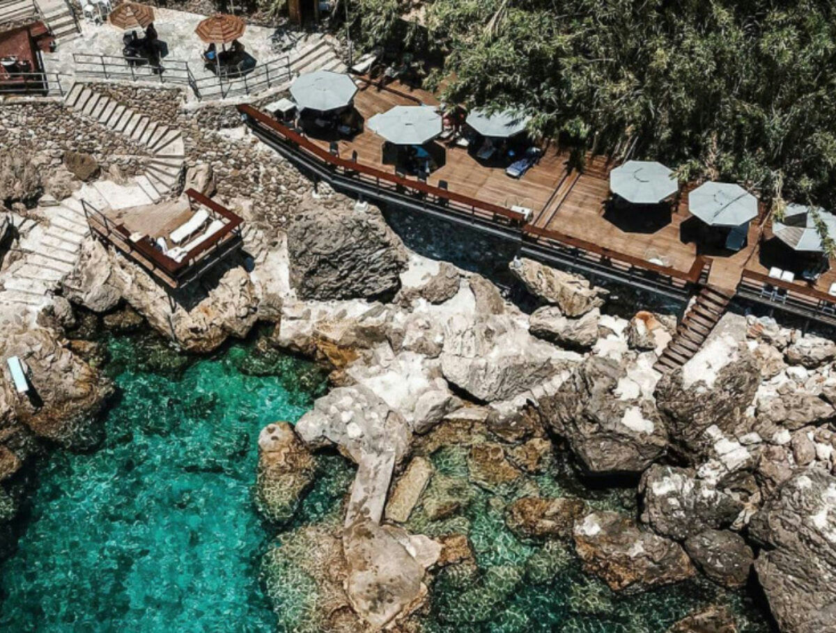 La Grotta Bar
