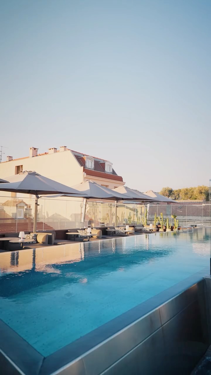 Video 1 from Le Roof at Five Seasons Hotel
