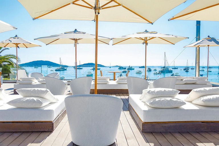 Le Tiki Beach Club