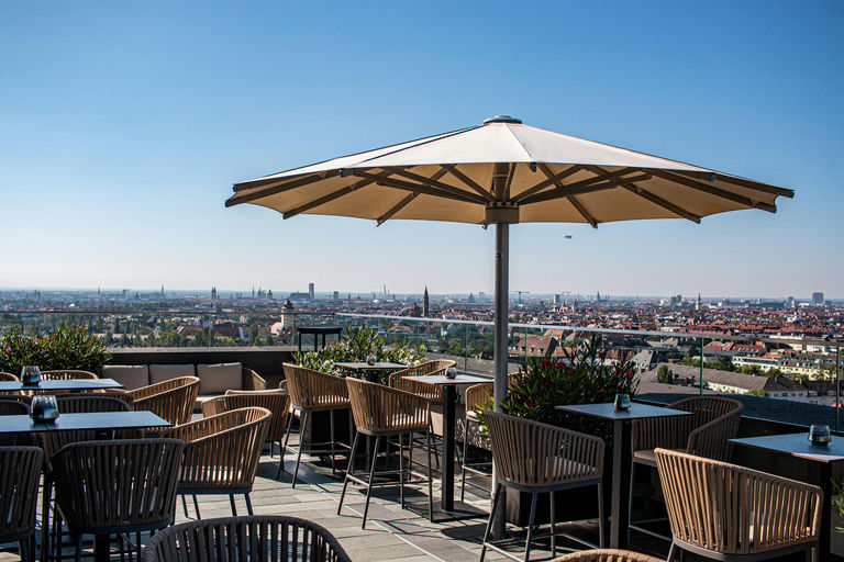 M’Uniqo Rooftop Bar