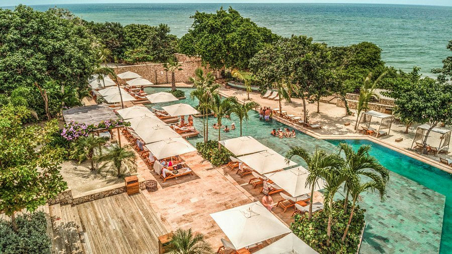 Makani Luxury Beach Club