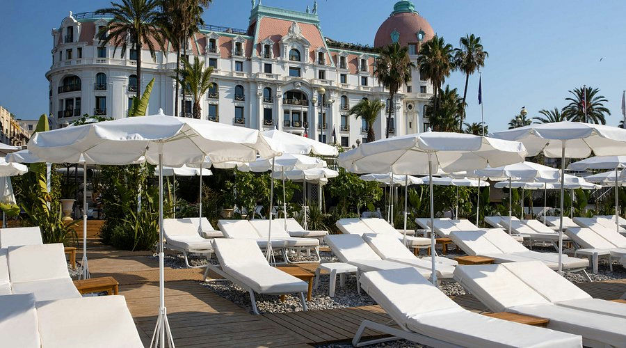 Negresco Beach Club