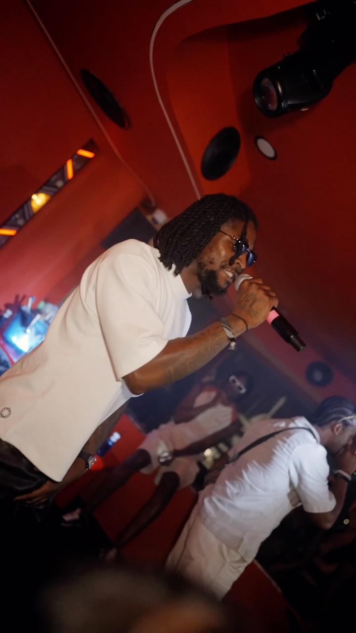 Video 4 from News Cafe