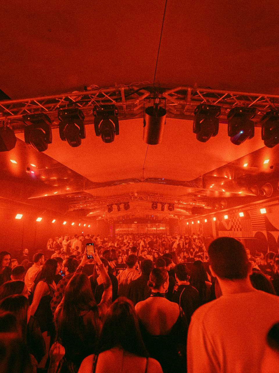 No Name Club