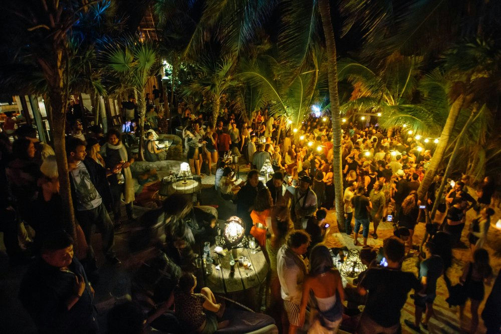 Papaya Playa Project Beach Club