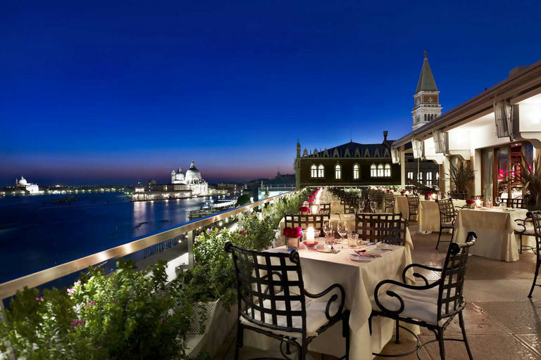 Radio Rooftop Bar at ME Mlian
