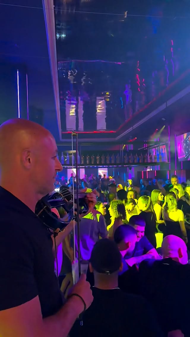 Video 5 from Rumours Bar