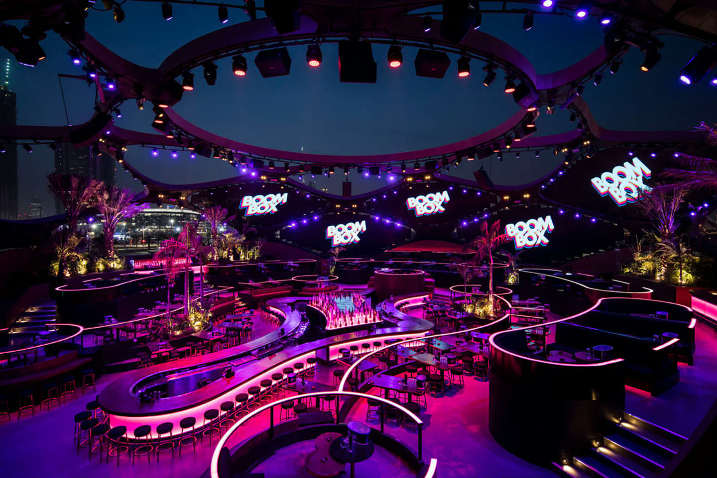 Sky 2.0, a night club in Dubai, UAE — photo 2