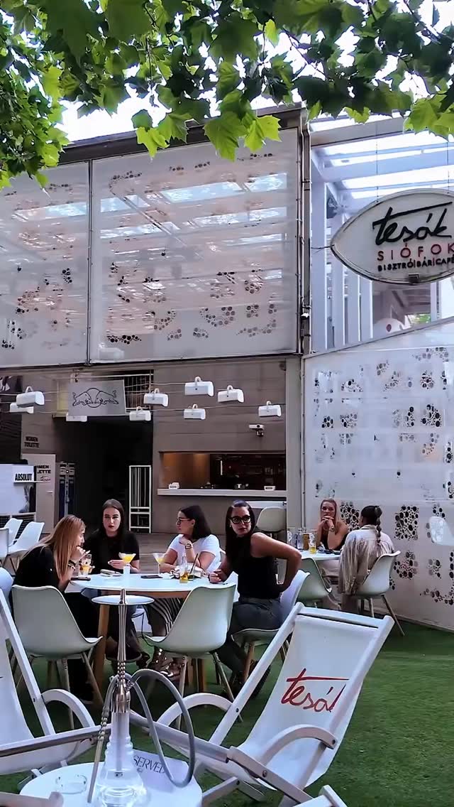 Video 7 from Tesók Café & Bar