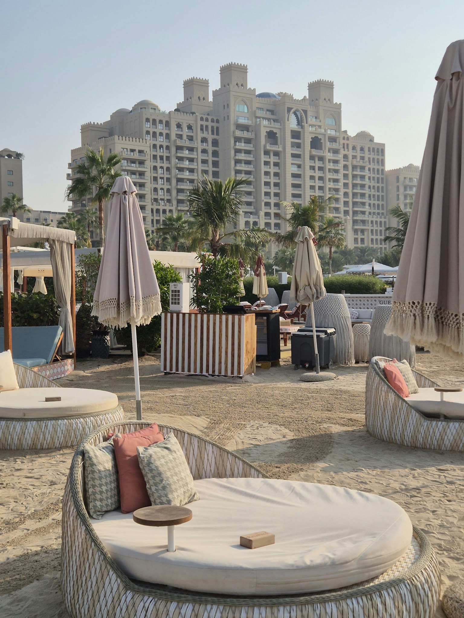 The 305, a beach club in Dubai, UAE — photo 5