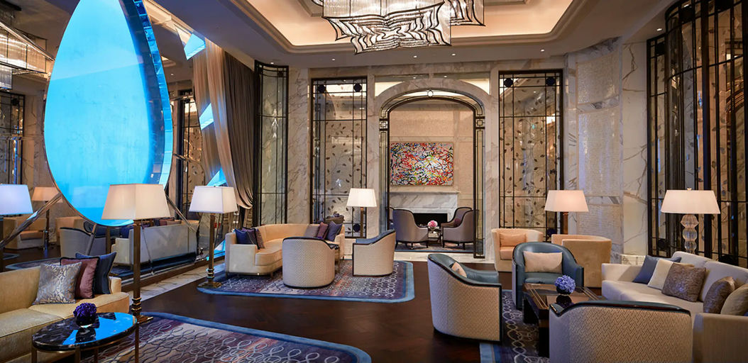 The Ritz-Carlton Lounge