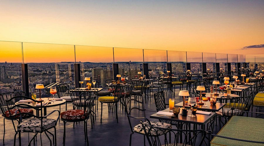 TOO TacTac Skybar