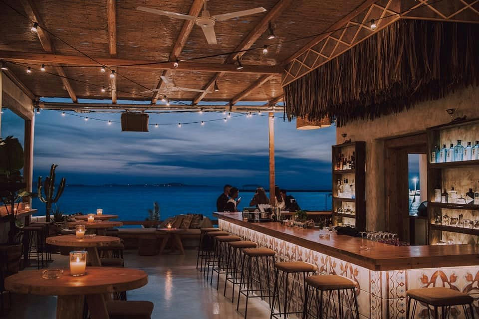 Toro Cocktail Bar