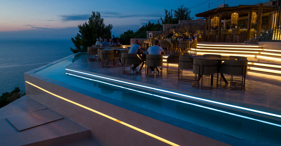 Utopia Sunset Bar